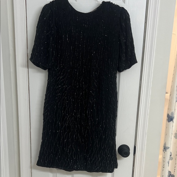 Vintage Black Silk Sequin Dress Women’s Large | Made in India | Shoulder Pads - Picture 2 of 7